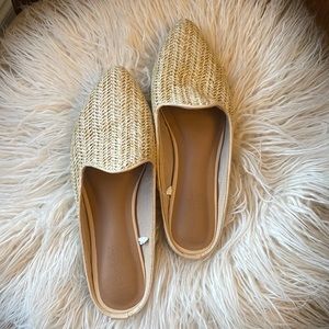 Universal Thread Women's "Violet" Woven Backless Tan Mules Trendy